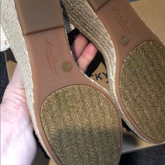Lucky brand wedge - Picture 3 of 4